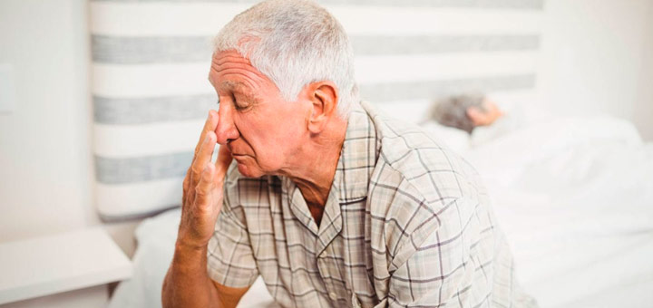 cuidados persona enfermedad Parkinson periodos descanso